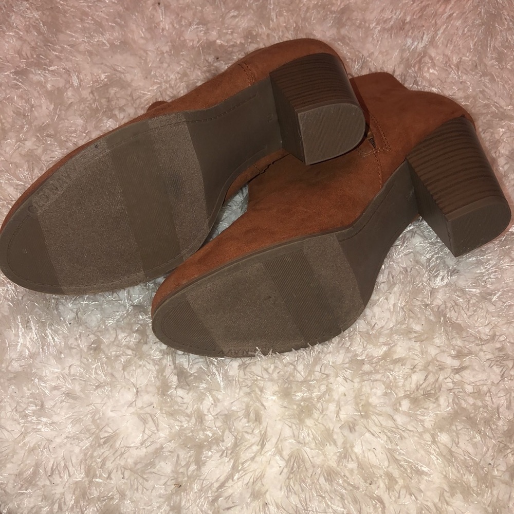Old Navy Brown Booties - Picture 5 of 10
